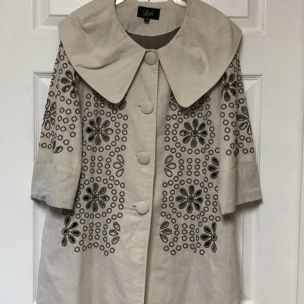 Luii Size M Eyelet Jacket Beige W/Brown Eyelet